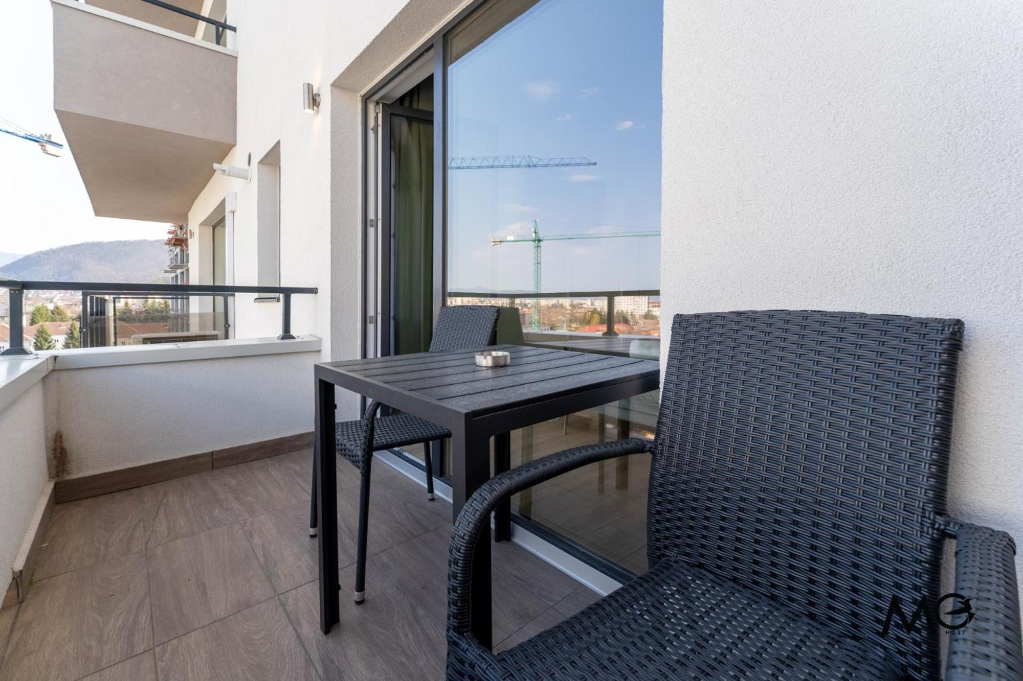 Apartament Mohost - Your Cozy With Mountain Views